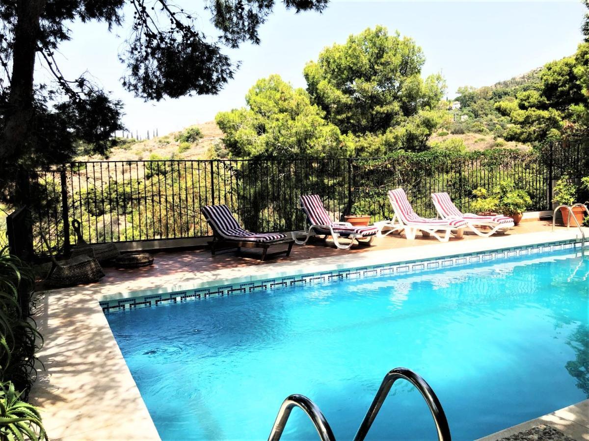 Rentcostadelsol Villa Pinares-Màlaga Exteriér fotografie